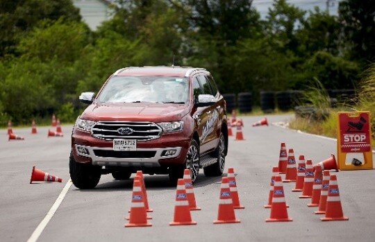 ฟอร์ดจับมือ จส. 100 สานต่อโครงการ Driving Skills for Life ปีที่ 12  เสริมทักษะการขับขี่ให้ 'ผู้หญิงขับชัวร์’