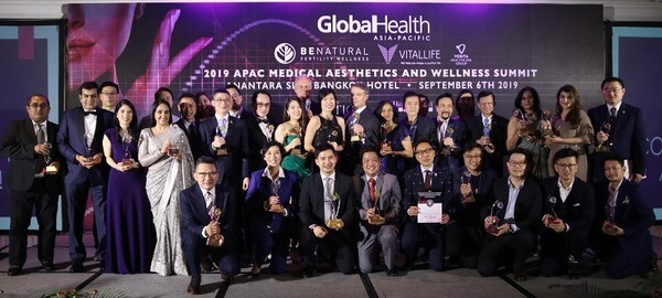 Apex Medical Center คว้ารางวัลสูงสุด Golbal Health Awards 2019 ครองแชมป์ 2 ปีซ้อน ผู้ให้บริการศัลยกรรมความงามแห่งปี ของภูมิภาคเอเชียแปซิฟิก ตอกย้ำคุณภาพ และมาตรฐานสูงสุดระดับสากลอีกครั้ง