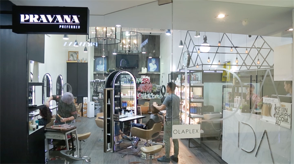 PRAVANA, the Fastest - Growing Global Salon Professional Hair Care Brand From USA Together with WORLD CLASS GROUP Launching 12 “PRAVANA PREFERRED” Salons. Flying 2 Renowned Hair Stylists to Bangkok for Special Hair Coloring Show and Hands-on Training