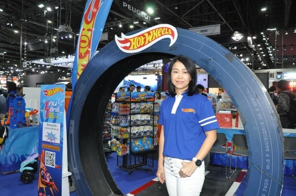 Hot Wheels สร้างปรากฏการณ์ สีสันความสนุกสนาน ในงาน “Hot Wheels Motor Expo 2019” ต่อเนื่องเป็นปีที่ 3 จัดไฮไลท์เซอร์ไพรส์ ให้บรรดาสาวกแฟนพันธุ์แท้ รถฮอตวีล ได้สัมผัสและร่วมชมก่อนใครในโลก พร้อมโปรโมชั่น ส่วนลด ของแถมพิเศษมากมาย เฉพาะในงานเท่านั้น