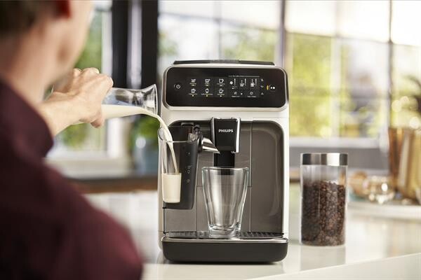 ฟิลิปส์ เปิดตัวเครื่องชงกาแฟอัตโนมัติ “Philips 3200 LatteGo” เอาใจคอกาแฟด้วยรสชาติระดับพรีเมี่ยม ที่ง่ายเพียงปลายนิ้ว