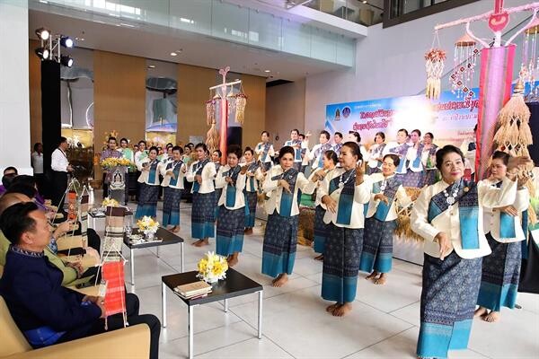 วธ.ร่วมมือจ.ยโสธรจัดงาน “บุญคูณลาน ตำนานข้าวอินทรีย์ วิถีวัฒนธรรมยโสธร” ปี 63 วันที่ 16 - 20 ม.ค. หนุนสร้างรายได้ เพิ่มมูลค่าทางเศรษฐกิจ-สร้างความภาคภูมิใจมรดกภูมิปัญญาทางวัฒนธรรมของท้องถิ่น