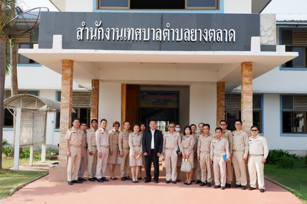 คณะผู้ตรวจราชการกระทรวงดิจิทัลฯ ลงพื้นติดตามการใช้ประโยชน์ ศูนย์การเรียนรู้ ICT – เน็ตประชารัฐ  ร่วมหารือผู้ว่าฯ ขอนแก่น-กาฬสินธุ์ ขับเคลื่อนงาน Smart City