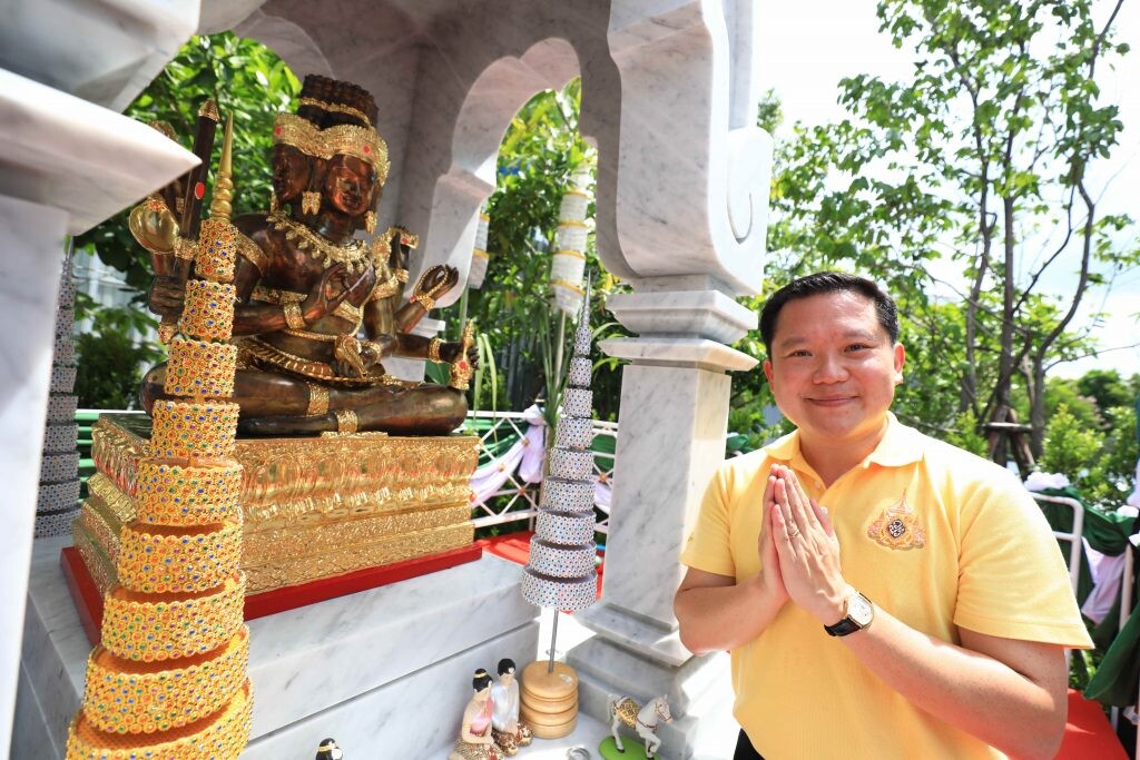 โครงการเดอะ ปาร์ค จัดพิธีทำบุญสถาปนาศาลพระสหัมบดีพรหม