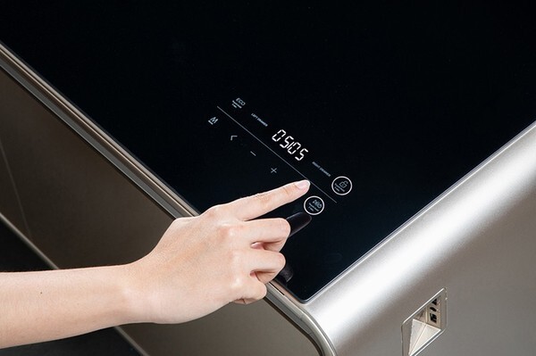 แต่งแต้มโต๊ะกลางธรรมดา ให้กลายเป็นไลฟ์สไตล์แห่งความสุนทรี ด้วย "Hafele Smart Table Fridge" นวัตกรรมนำสมัยจาก เฮเฟเล่