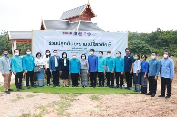 วว. จับมือ 3 พันธมิตรรัฐ/เอกชน สร้างมูลค่าเพิ่มผลผลิตเกษตร พืชอัตลักษณ์จังหวัดพะเยา ด้วย วทน. นำรายได้คืนสู่ชุมชน