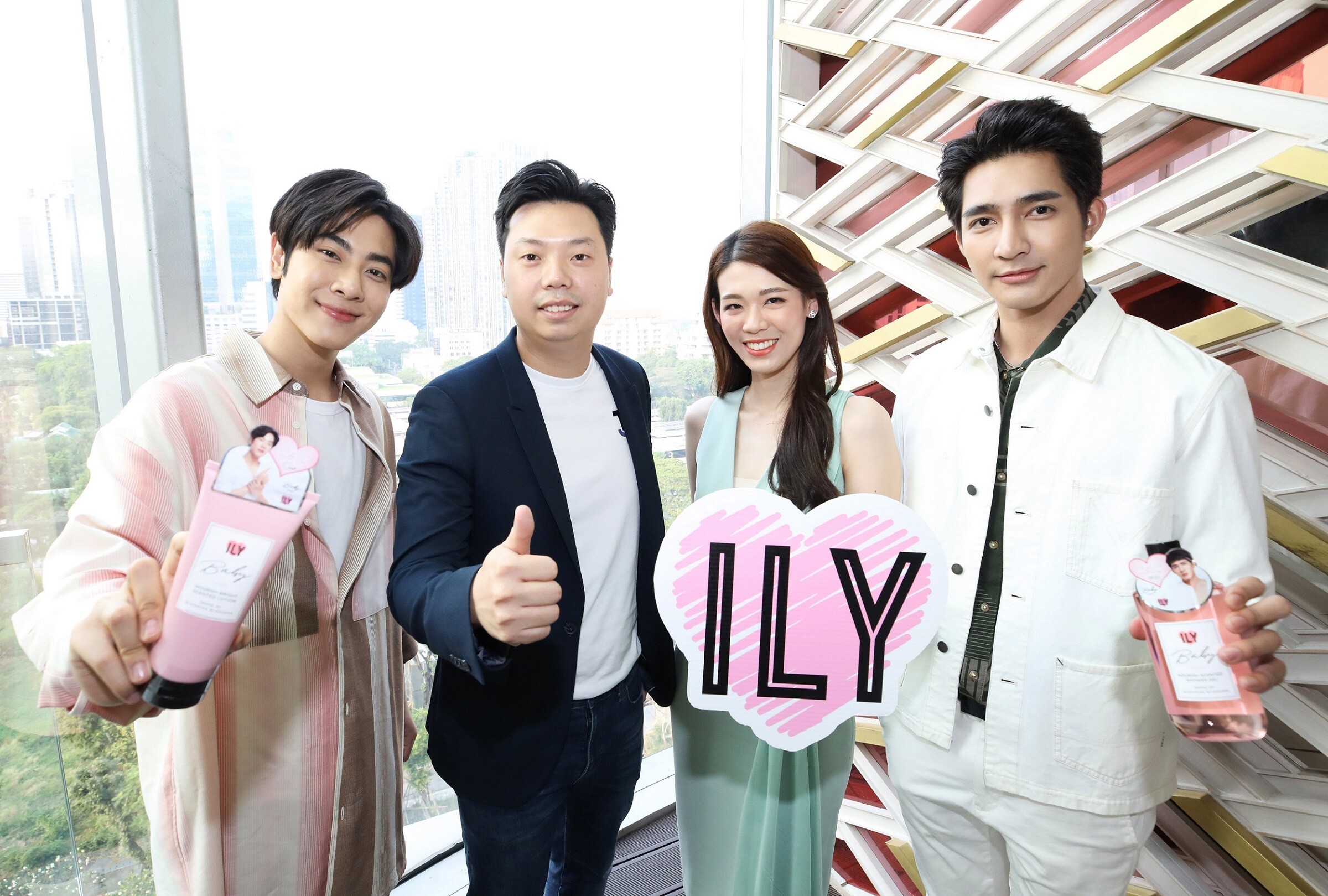 รินาระ โกลบอล ทุ่มงบ 35 ล้านบาท ปั้นแบรนด์น้องใหม่ "ไอลี่-ILY" ดึง "เอิร์ท - มิกซ์" 2 นักแสดงสุดฮอต ลงพรีเซ็นเตอร์