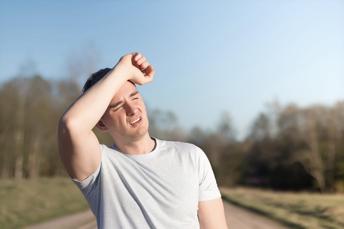 รับมือฮีทสโตรก (Heatstroke) เมื่ออุณหภูมิร่างกายสูงอย่างเฉียบพลัน