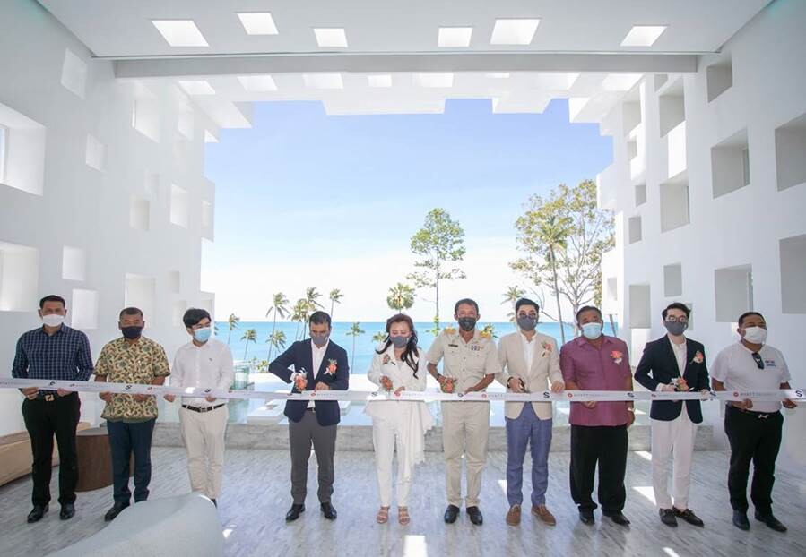 Hyatt Regency Koh Samui Cuts Ribbon on New Resort