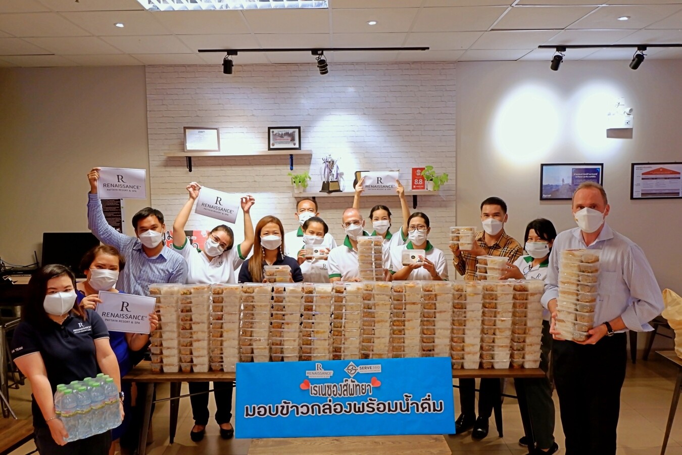 Meal Boxes Donation to the Pattaya City Community