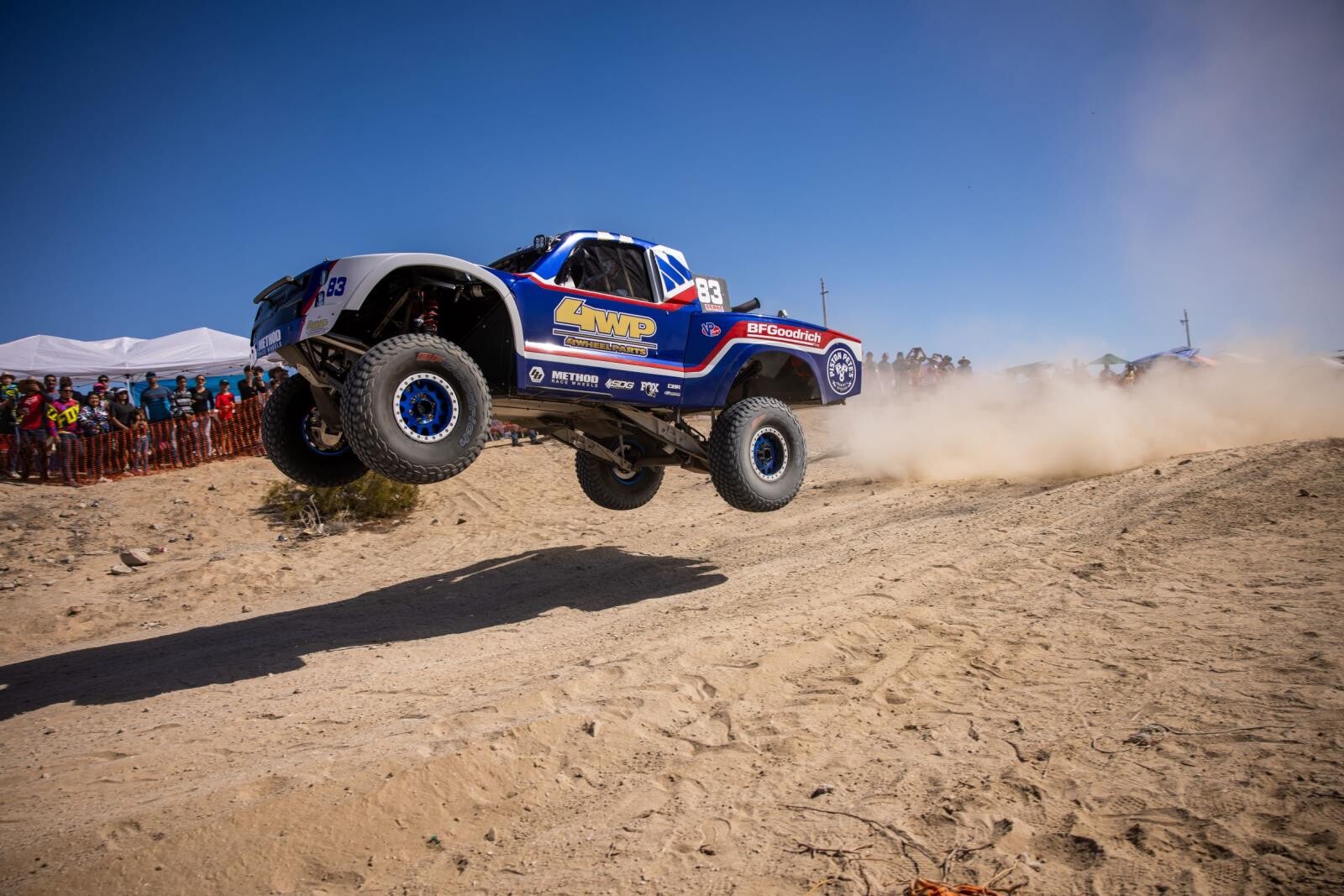 ยาง BFGoodrich(R) คว้าชัยเป็นครั้งที่ 100 ในประวัติศาสตร์การแข่งขัน SCORE BAJA VICTORY