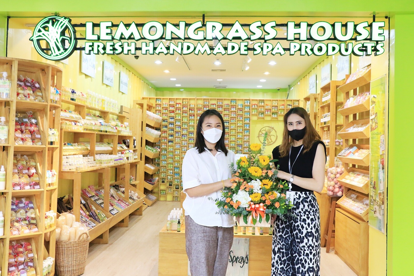 เอ็ม บี เค เซ็นเตอร์ ชวนสายสปาช้อปฟินกับร้านเปิดใหม่ LEMONGRASS HOUSE จัดโปรฯสุดคุ้ม 3 แถม 1