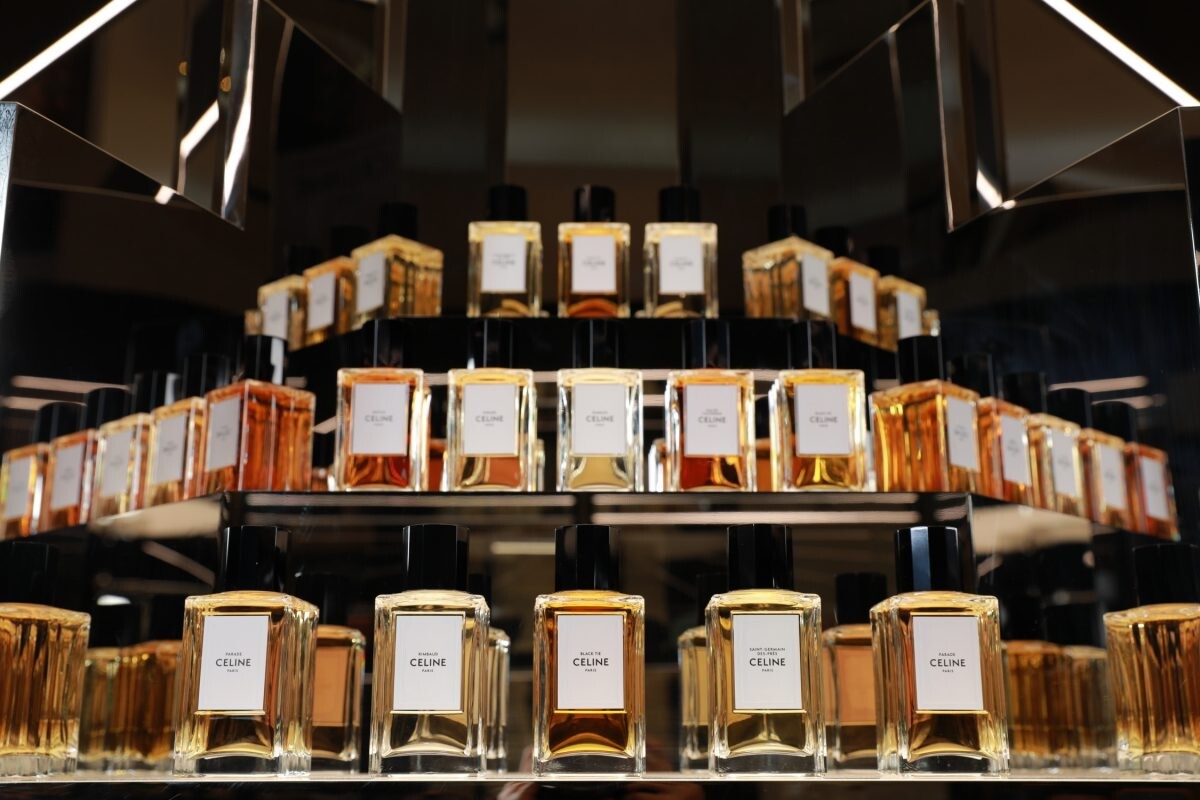 CELINE ส่งตรงบูติกน้ำหอมชั้นสูง "HAUTE PARFUMERIE" สู่ประเทศไทยเป็นครั้งแรก "อ๊อฟ -อิน" นำทัพดาราดัง ร่วมสัมผัสมนต์เสน่ห์ของกลิ่นหอม