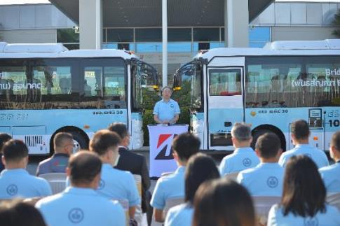 Bridgestone Drives towards Carbon Neutrality by Rolling Out EV Shuttle Buses to Service Its Teammates at Amata City Chonburi Industrial Estate