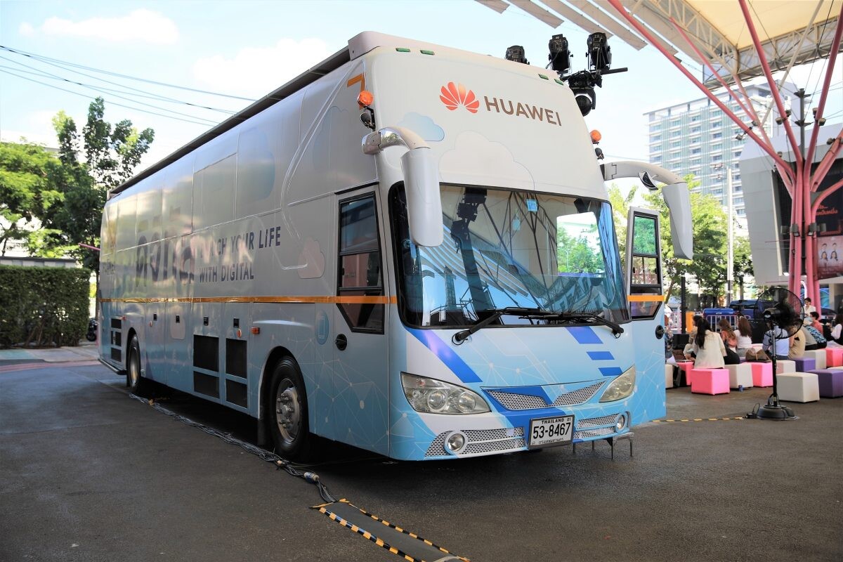 Huawei Held the First 'Women in Tech' Roadshow on International Women in Engineering Day to Empower Digital Talents in Thailand