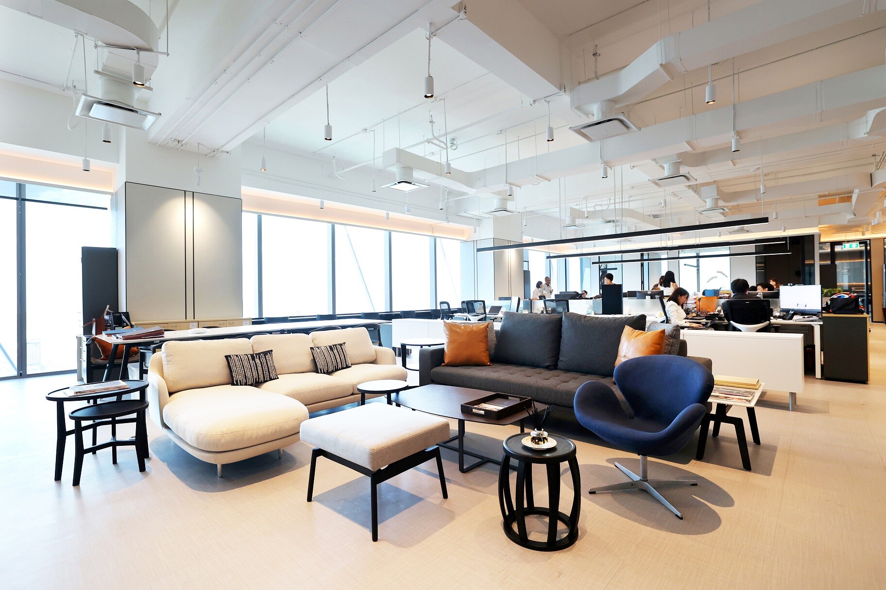 RML moves into new home at 'OCC', Thailand's tallest office building Reinforcing the image of ultra luxury real estate brand and boasting new office design