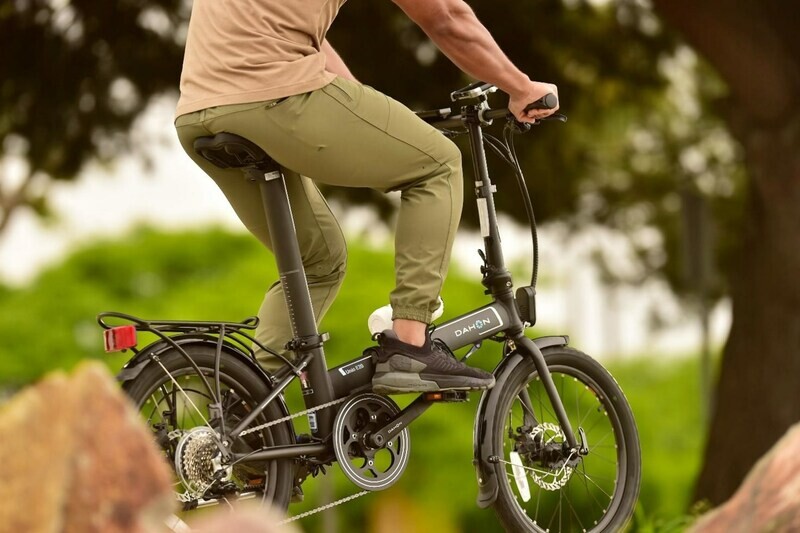 Dahon Unio E20 จักรยานพับไฟฟ้ามอเตอร์กลางที่มาพร้อมคุณภาพ ความสะดวกสบาย และสมรรถนะชั้นหนึ่งภายในคันเดียว