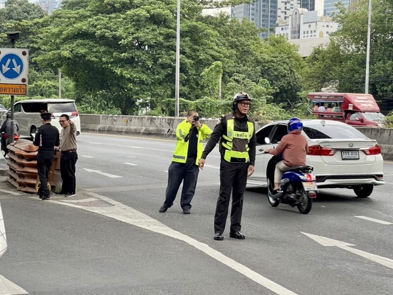 กทม.เร่งตรวจสอบสาเหตุ - ปรับปรุงกายภาพลดอุบัติเหตุบนสะพานยกระดับจตุรทิศ