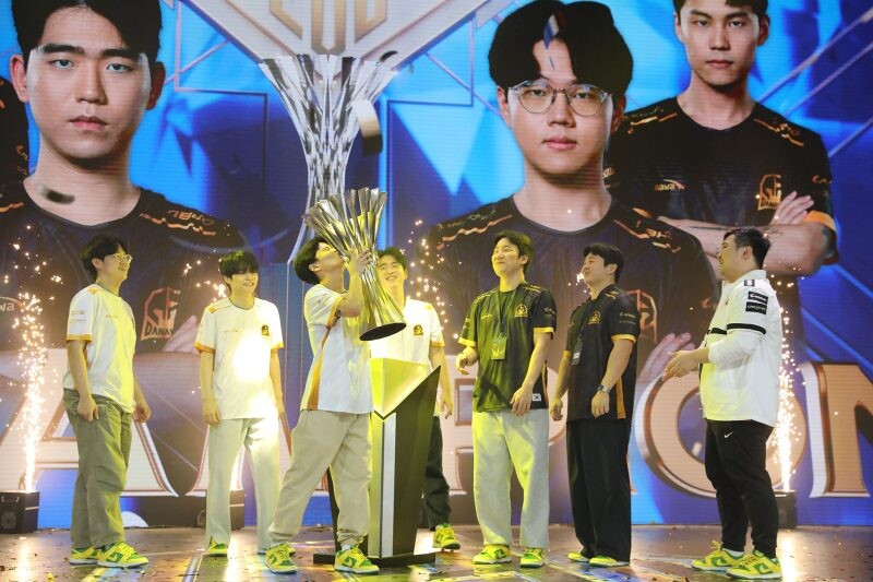 ปิดฉาก #PGC2023 "DANAWA E-SPORTS" คว้าแชมป์โลกพับจี สองทีมไทยเข้าป้าย 13-15 ยอดวิวพีคสุด 645K ต่อวัน