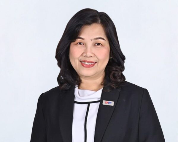 EXIM Thailand Appoints New Senior Executive Vice Presidents and Executive Vice President