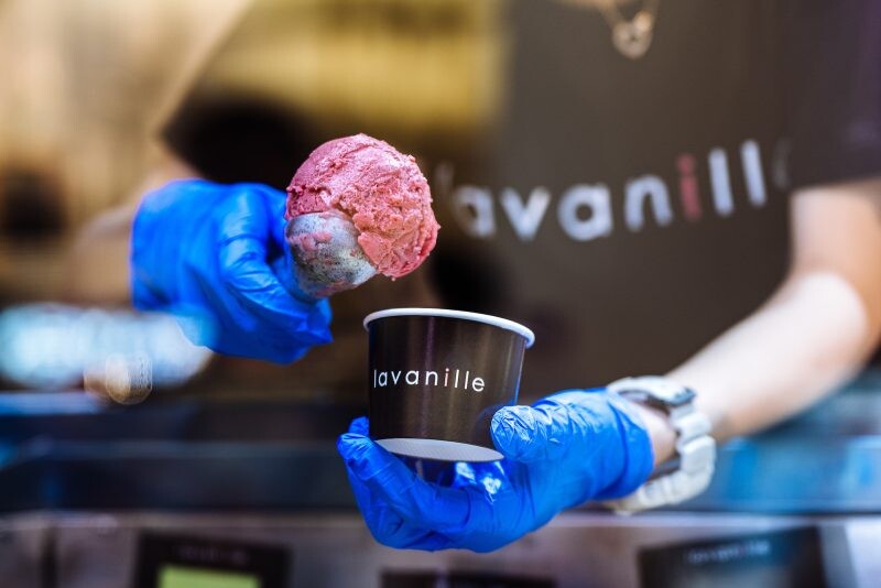 "LA VANILLE" FIRST NEW CHIC STORE AT THE EMPORIUM An eye-catching store in black &amp; pink packed with full-flavored premium French-style ice creams