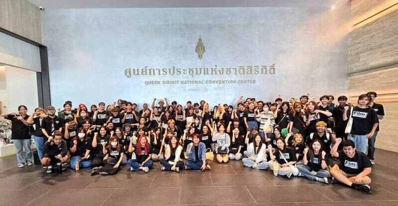 เปิดประสบการณ์ Soft Power! DEK สาขาภาพยนตร์ฯ ม.ศรีปทุม พานักศึกษาทัศนศึกษา THACCA SPLASH 2024 เติมไฟสร้างสรรค์ สู่เวทีโลก