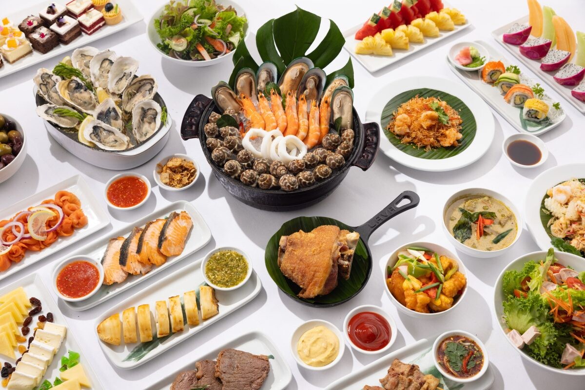 Mums eat free on Mother's Day at Holiday Inn Bangkok