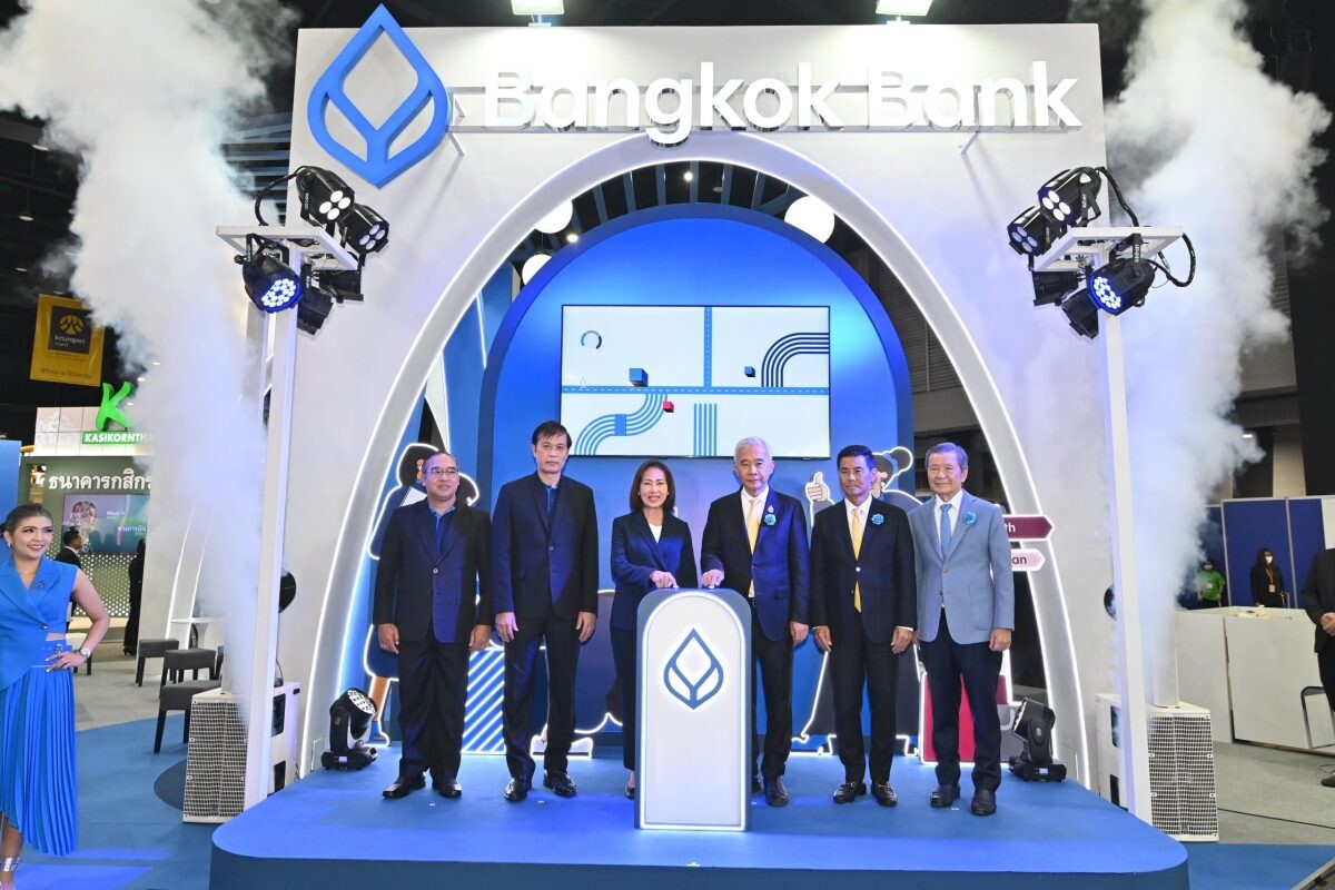 Bangkok Bank joins the 18th Money Expo Korat to offer financial products and digital services while highlighting the concept of 'Enabling Your Financial Journey' to create wealth in the digital age