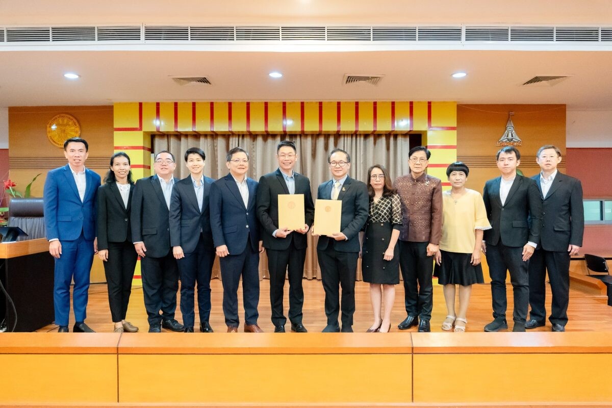 สมาคมนักวางแผนการเงินไทย และมหาวิทยาลัยธรรมศาสตร์ โดยคณะวิทยาศาสตร์เทคโนโลยี สาขาวิทยาการประกันภัย ลงนามในบันทึกข้อตกลง ความร่วมมือทางวิชาการ