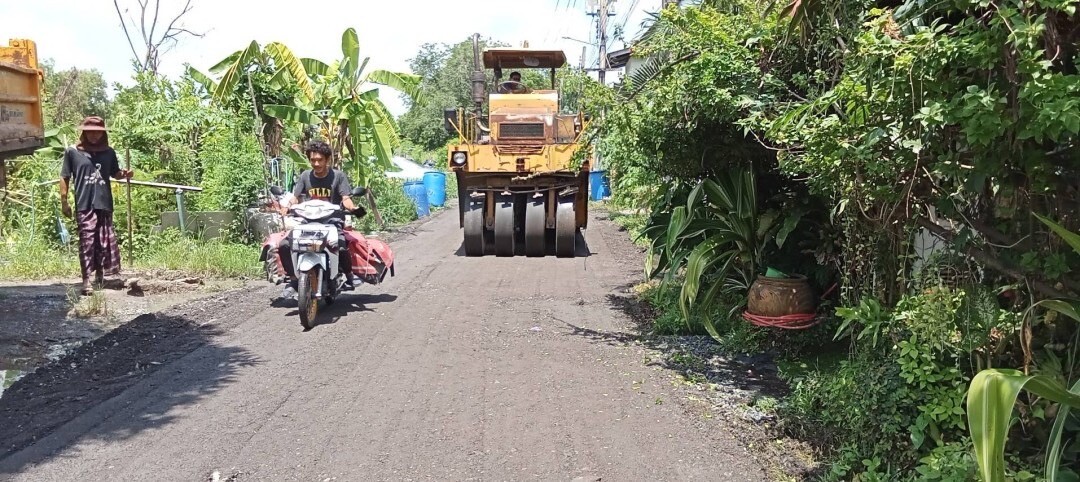 เขตหนองจอกรุดซ่อมถนนเชื่อมสัมพันธ์ ซอย 24 เตรียมของบฯ แก้ปัญหาระยะยาว