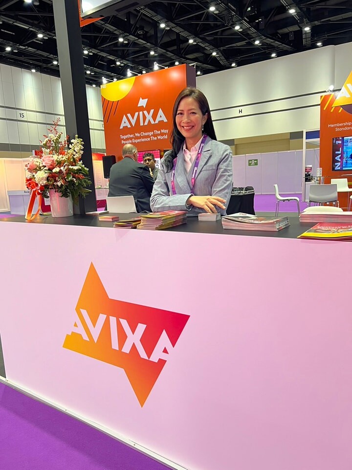 อนนิ ทรานสเลชัน สนับสนุนบูธ AVIXA ด้วยล่ามคู่ภาษาไทย-อังกฤษในงาน InfoComm Asia 2024