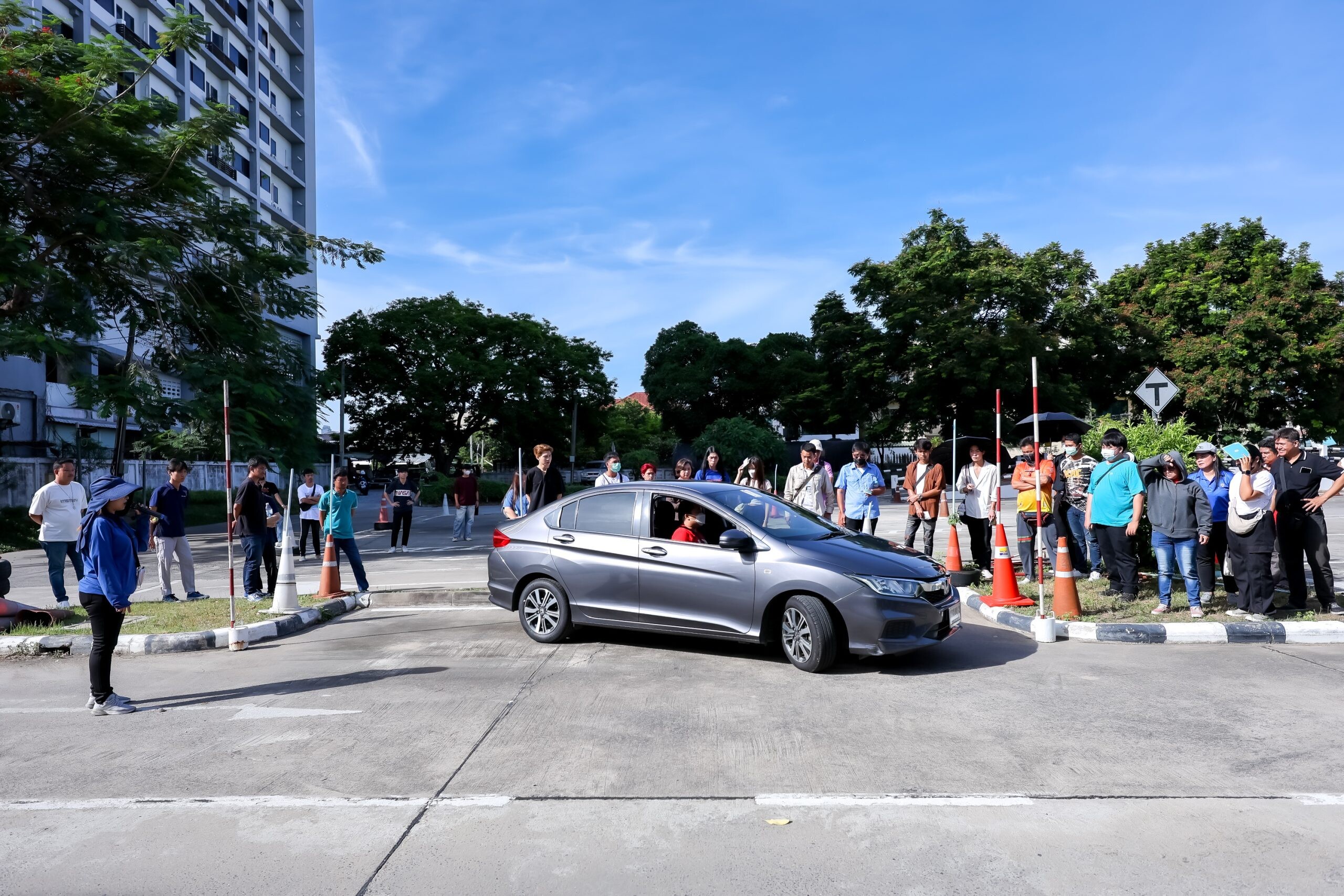 Bridgestone, in Collaboration with the Department of Land Transport Continues to Promote Safe and Sustainable Driving, Inviting New Driving License Applicants to Join Year-End Training Sessions with Free of Charge!