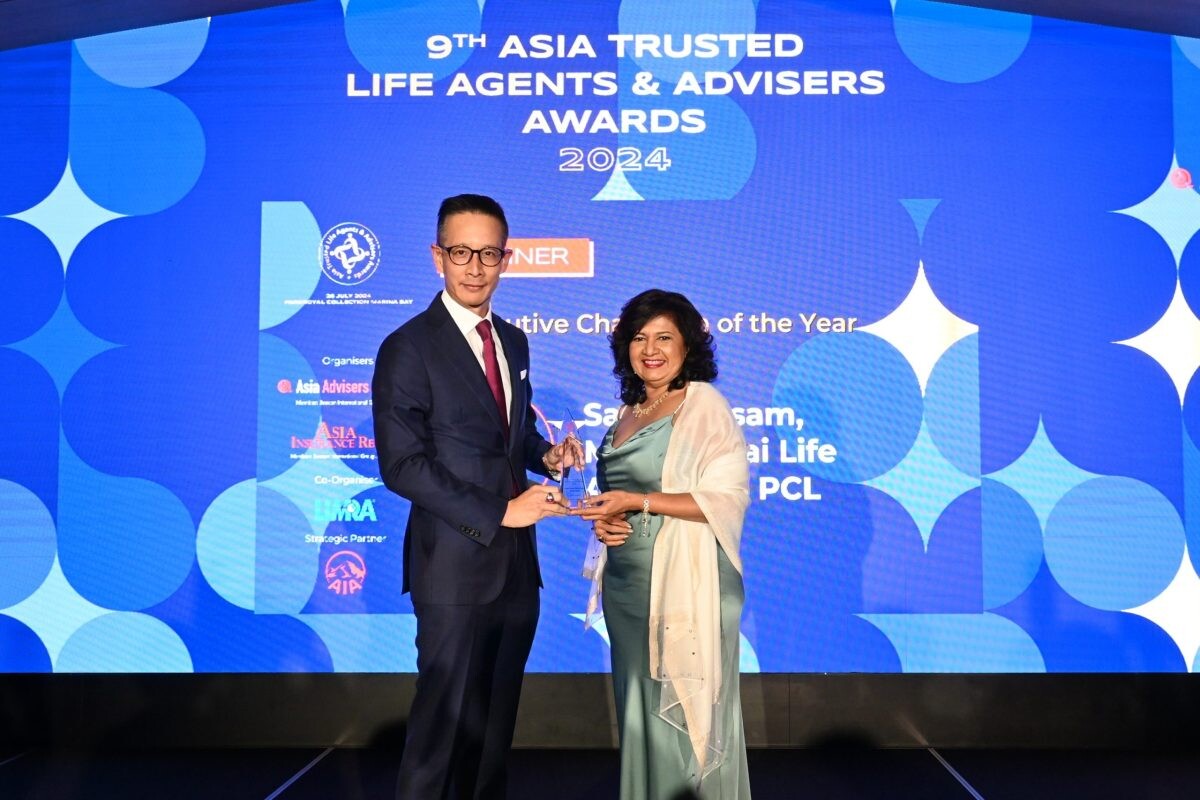 "สาระ ล่ำซำ" รับรางวัล Executive Champion of the Year จาก Asia Trusted Life Agents &amp; Advisers Awards 2024 ตอกย้ำภาพผู้นำธุรกิจประกันชีวิตที่แข็งแกร่งและโดดเด่นในระดับภูมิภาคเอเชีย