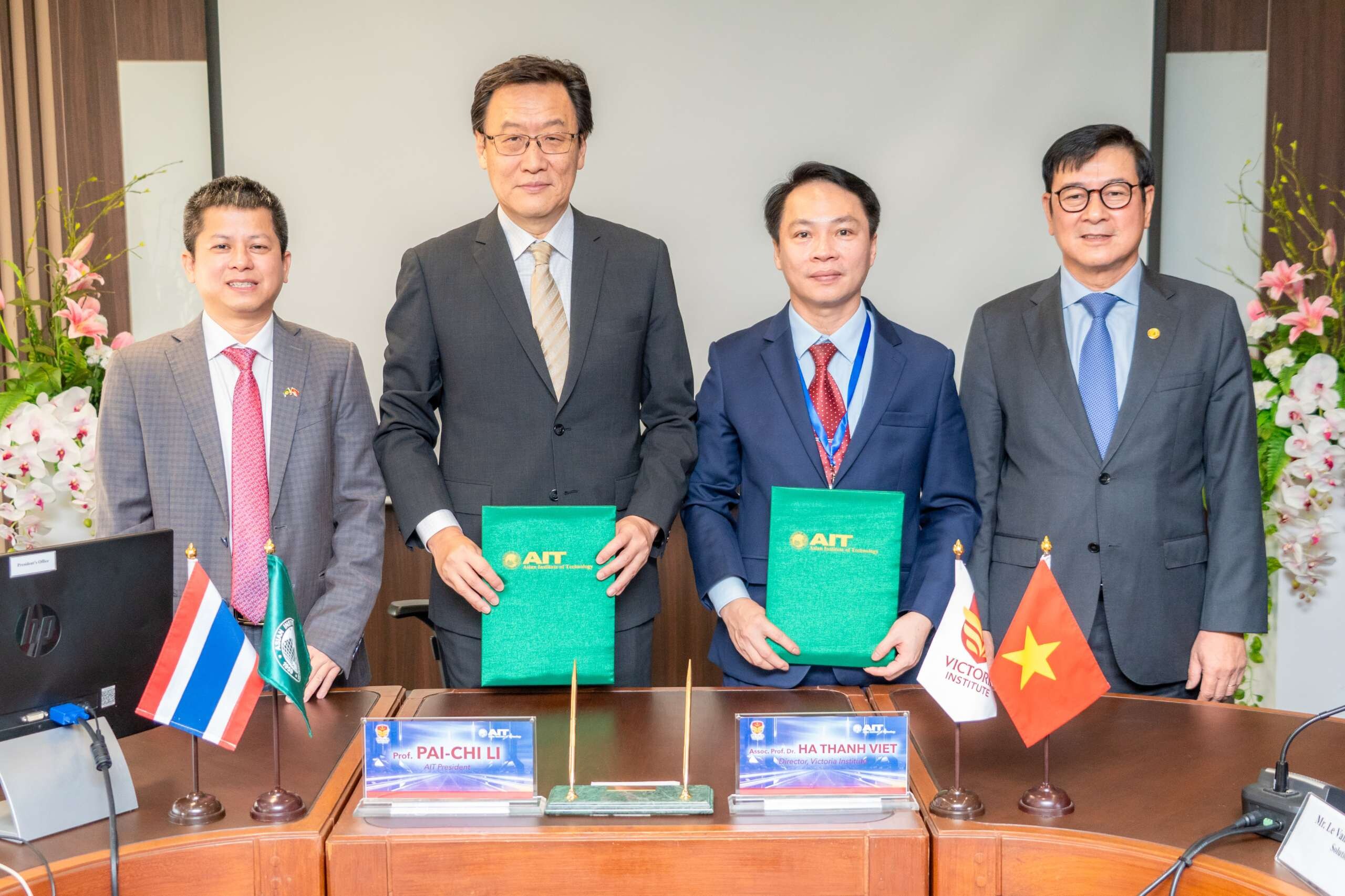 AIT and Vietnam's Victoria Institute of Banking, Finance and High Technology forge partnership to advance human resource development, research and innovation