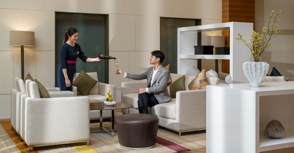 Crowne Plaza Bangkok Lumpini Park Unveils Newly Renovated Luxury Rooms and Suites