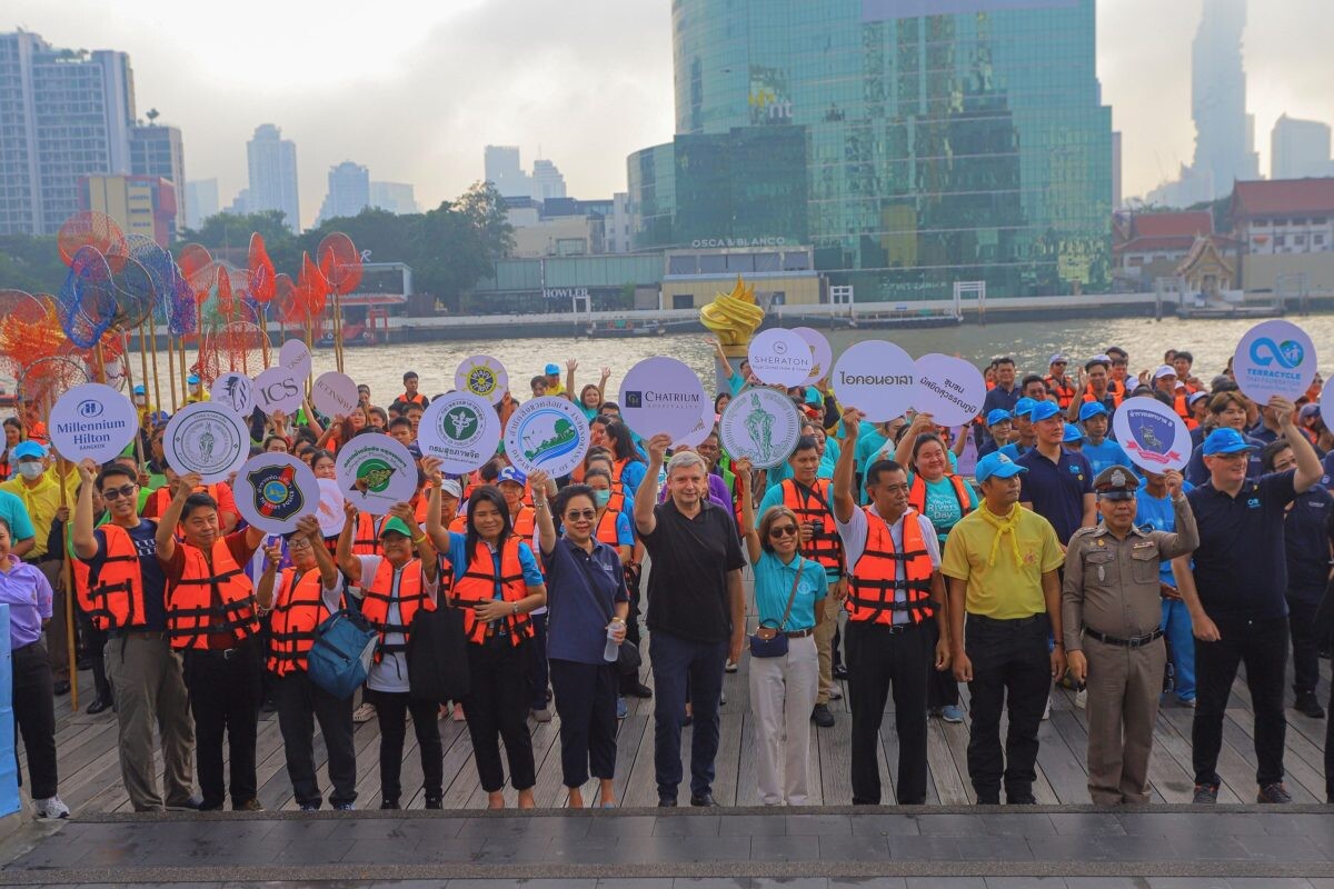 Chatrium Hospitality Supports "Love Chao Phraya Cleaning Day" in Collaboration with ICONSIAM