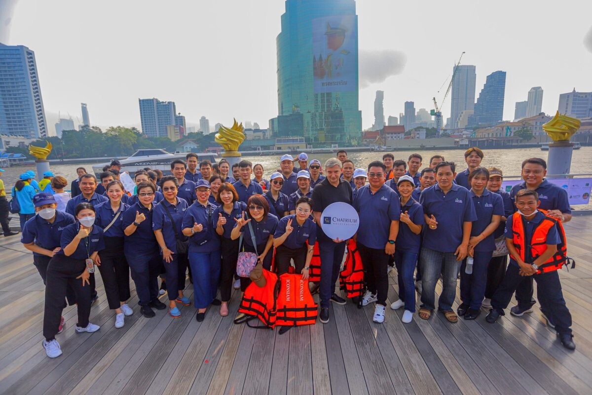 Chatrium Hospitality Supports "Love Chao Phraya Cleaning Day" in Collaboration with ICONSIAM