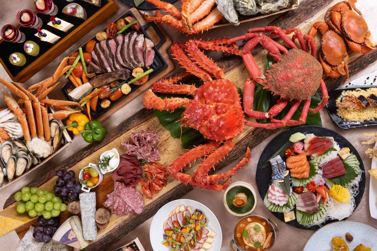 InterContinental Bangkok Unveils Definitive Sunday Brunch for Crab Lovers