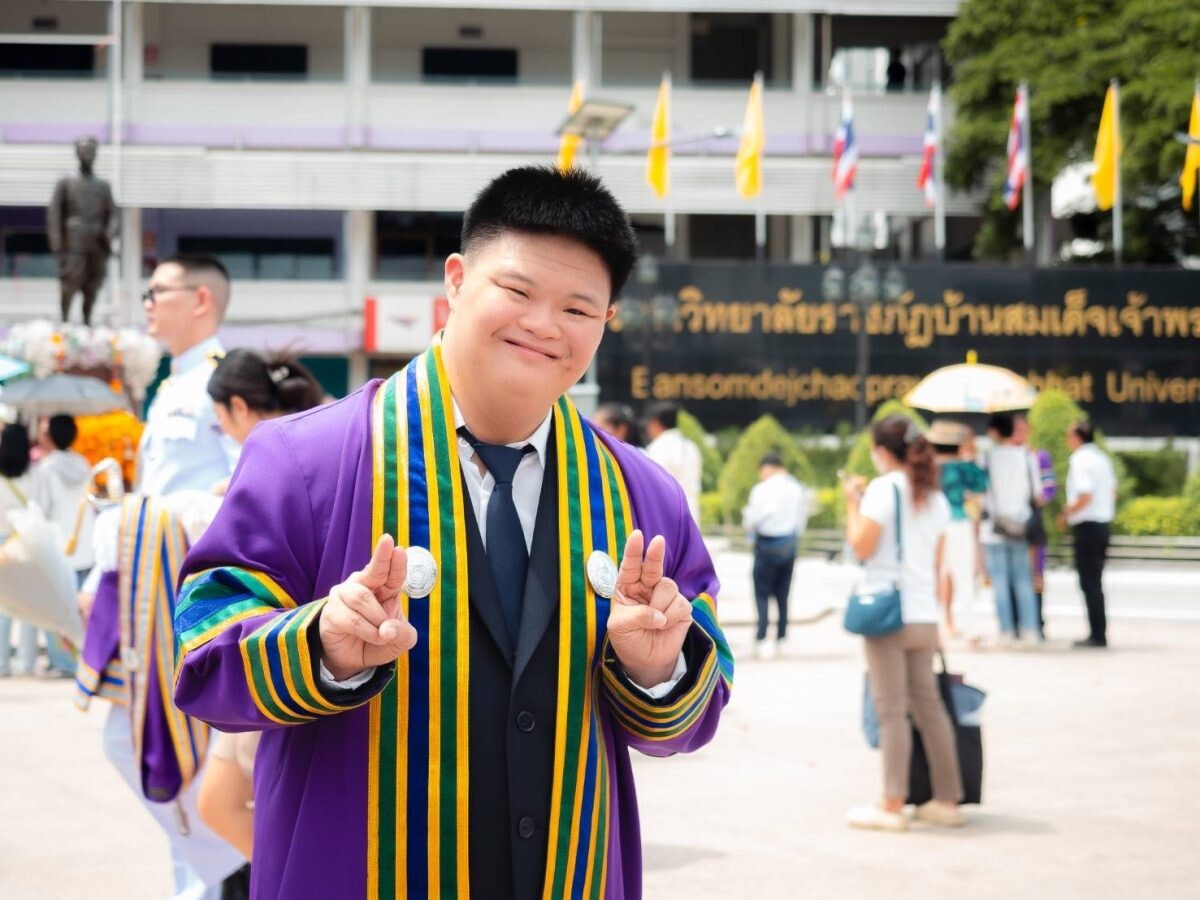 ณัฐวุฒิ กีรติชัยพันธ์ "มือกลองดาวน์ซินโดรม" บัณฑิตใหม่จากรั้วราชภัฏบ้านสมเด็จเจ้าพระยา