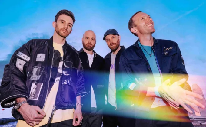 Coldplay ปล่อยอัลบั้มใหม่ 'Moon