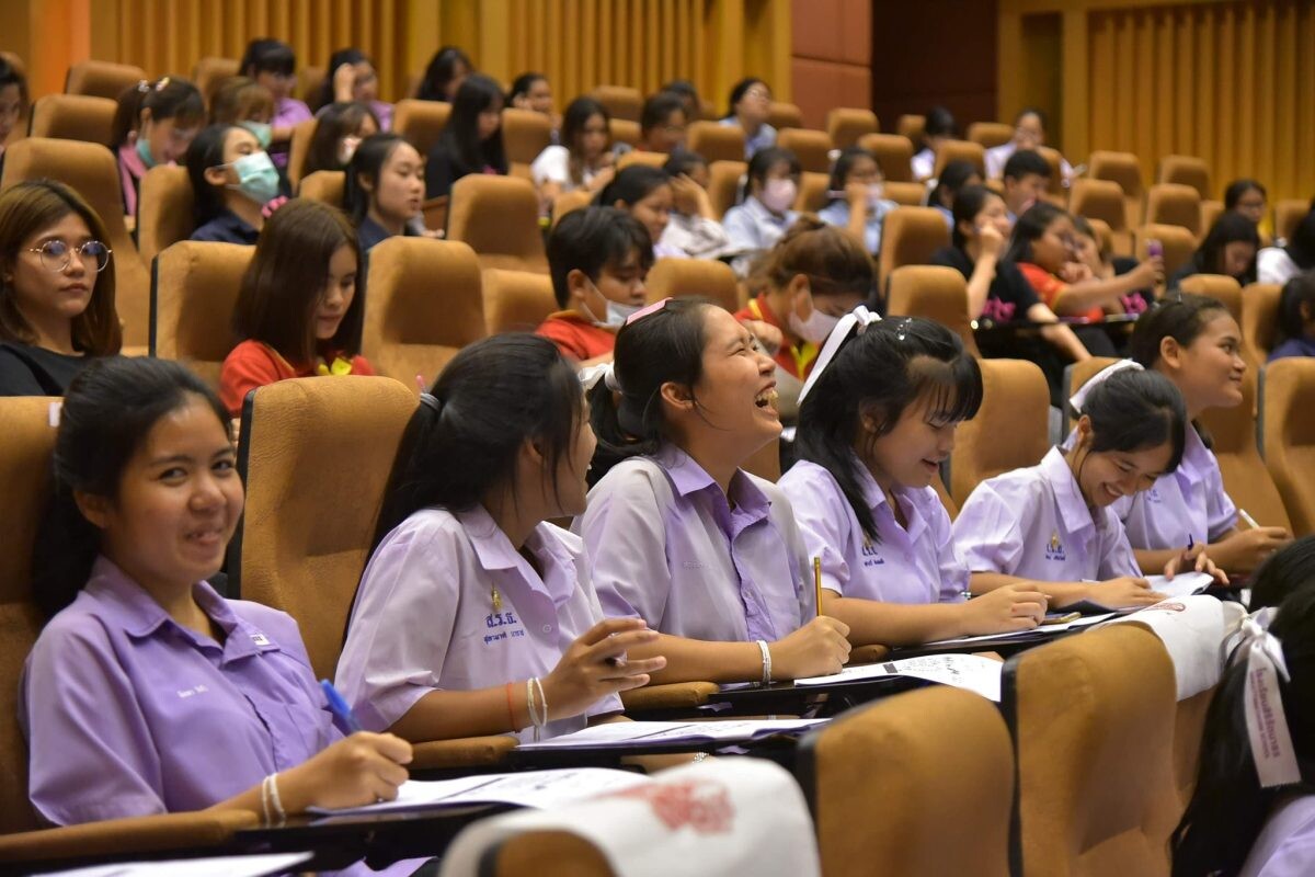 หลักสูตรภาษาจีนธุรกิจ IC DPU จัดติวเข้มฟรี!! A-Level Chinese รุ่นที่ 6 เสริมทักษะภาษาจีนแบบครบวงจร เตรียมความพร้อมนักเรียนม.ปลายสู่รั้วมหาวิทยาลัย