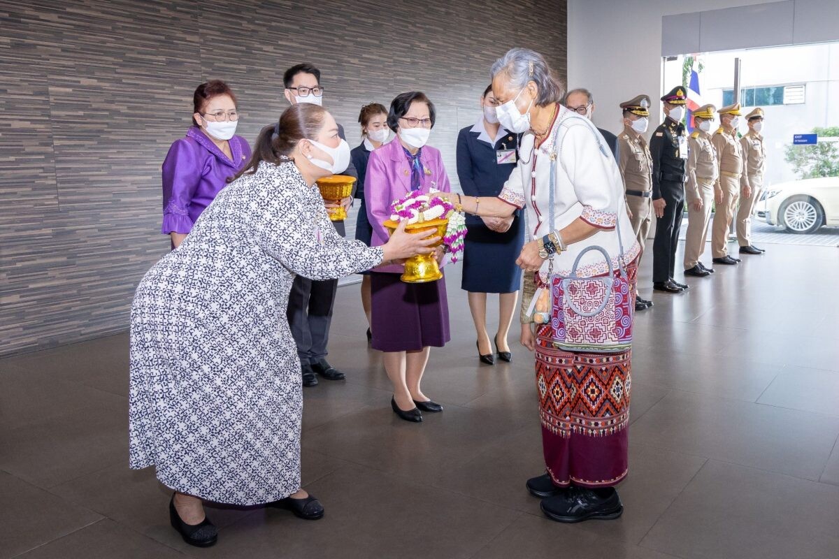 พิธีเปิดการประชุมวิชาการนานาชาติ รางวัลสมเด็จเจ้าฟ้ามหาจักรี ครั้งที่ 5 และการประชุมวิชาการนานาชาติเพื่อความเสมอภาคทางการศึกษา ครั้งที่ 3