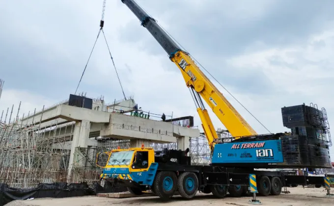 Mobile Crane คืออะไร เหมาะกับการใช้งานในรูปแบบใด