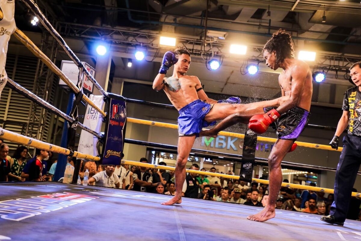 ชมฟรี !! MBK CENTER FIGHT NIGHT มวยมันส์สนั่นเมืองที่เอ็ม บี เค เซ็นเตอร์ 30 ต.ค.นี้