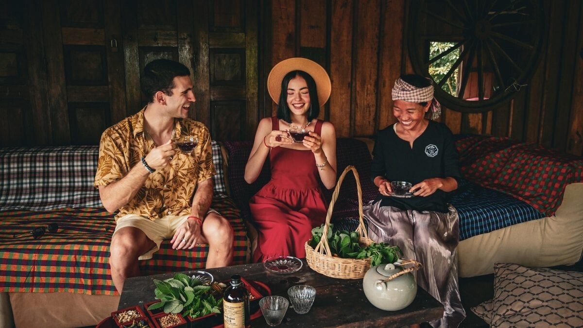 FCC Angkor by Avani and Herbal Kulen Gin Unite to Offer a Toast to Cambodian Flavours