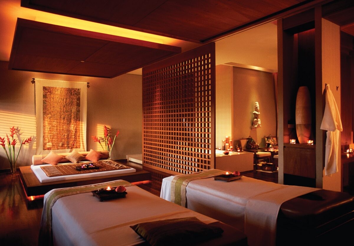 "Get That Glow, Girls!" at Chi, The Spa at Shangri-La Bangkok