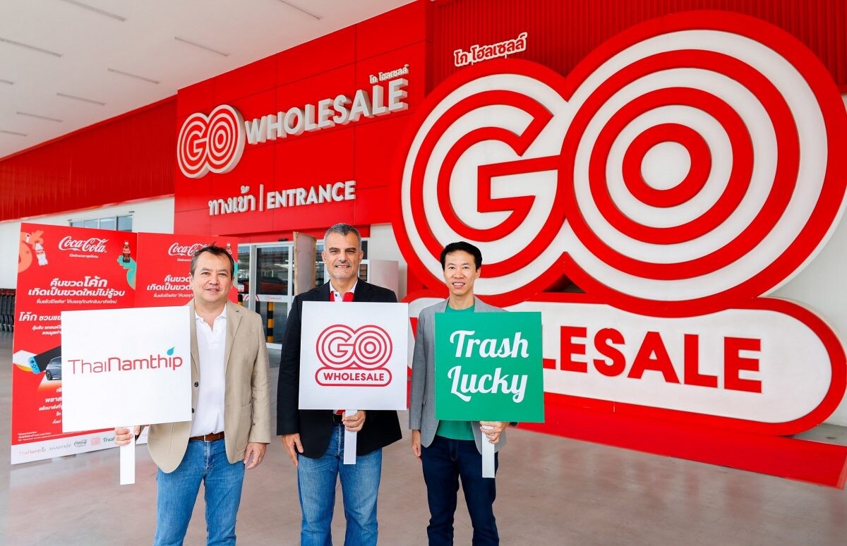 'ThaiNamthip' Scales Up Sustainability with 'GO WHOLESALE' Partnership in the "Coke Recycle Me with Trash Lucky" Campaign, Expanding Drop-off Points