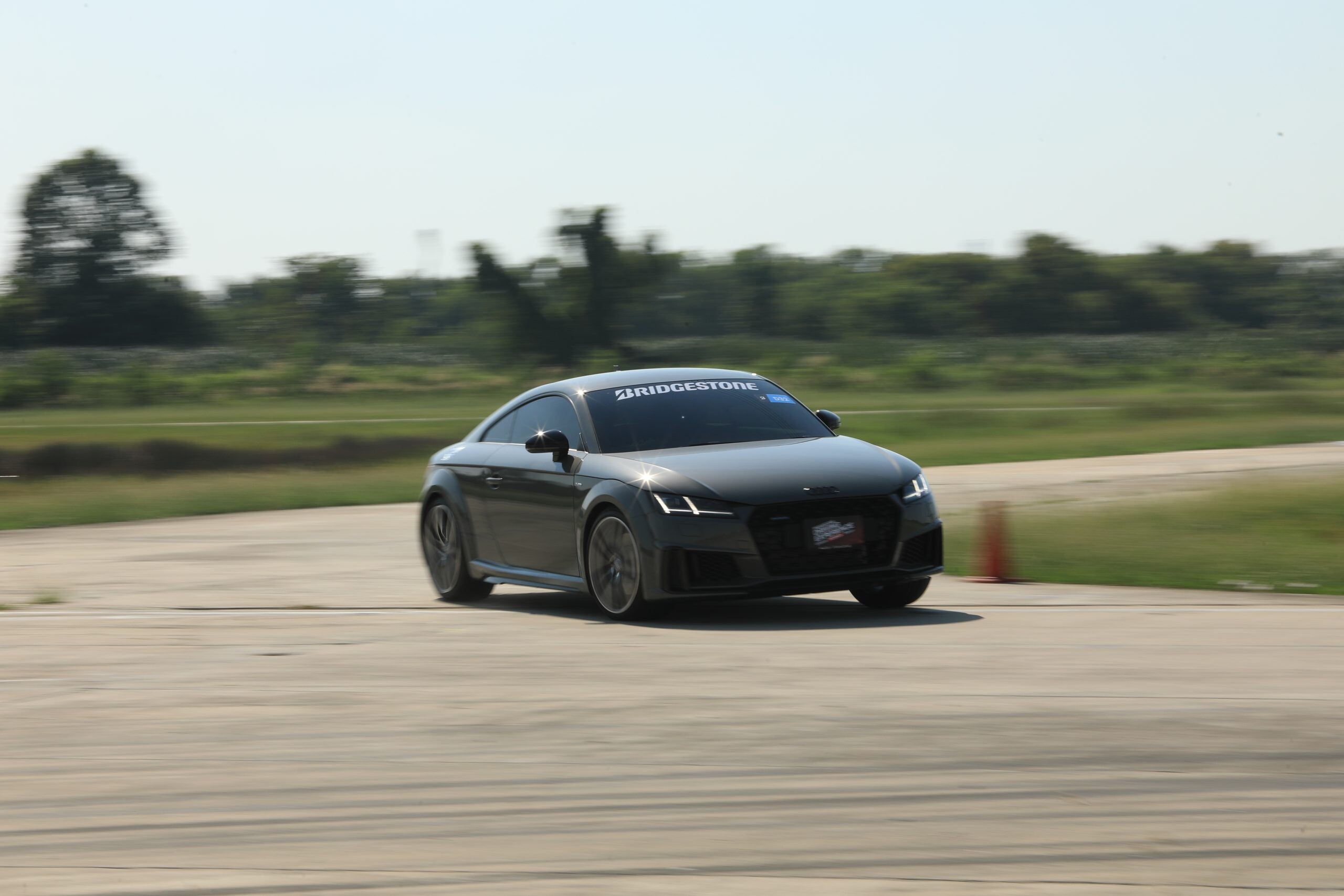 "BRIDGESTONE DRIVING EXPERIENCE 2024: Unlock POTENZA Power" Unlocks Sporty Driving Experience on the Racetrack, Bringing Year-End Excitement to Delight Tire Customers