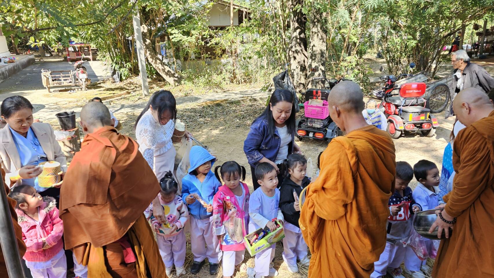 สสส. wearehappy ร่วมกับศูนย์พัฒนาเด็กเทศบาลตำบลเดิด จ.ยโสธร ส่งเสริมการเรียนรู้ของเด็กและครอบครัวผ่านนิเวศสื่อสุขภาวะ