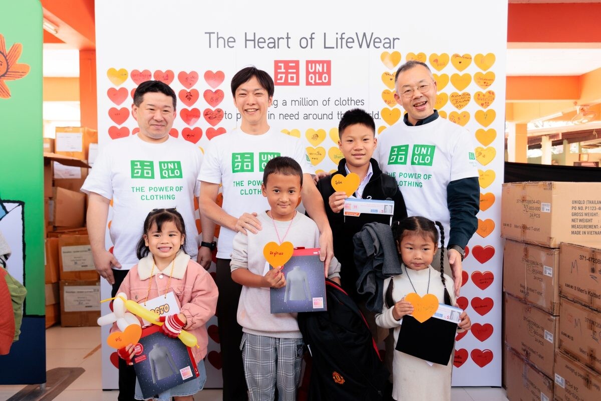 ยูนิโคล่เดินหน้ามอบฮีทเทค 1 ล้านชิ้นทั่วโลก ตามพันธกิจ โครงการ "The Heart of LifeWear"